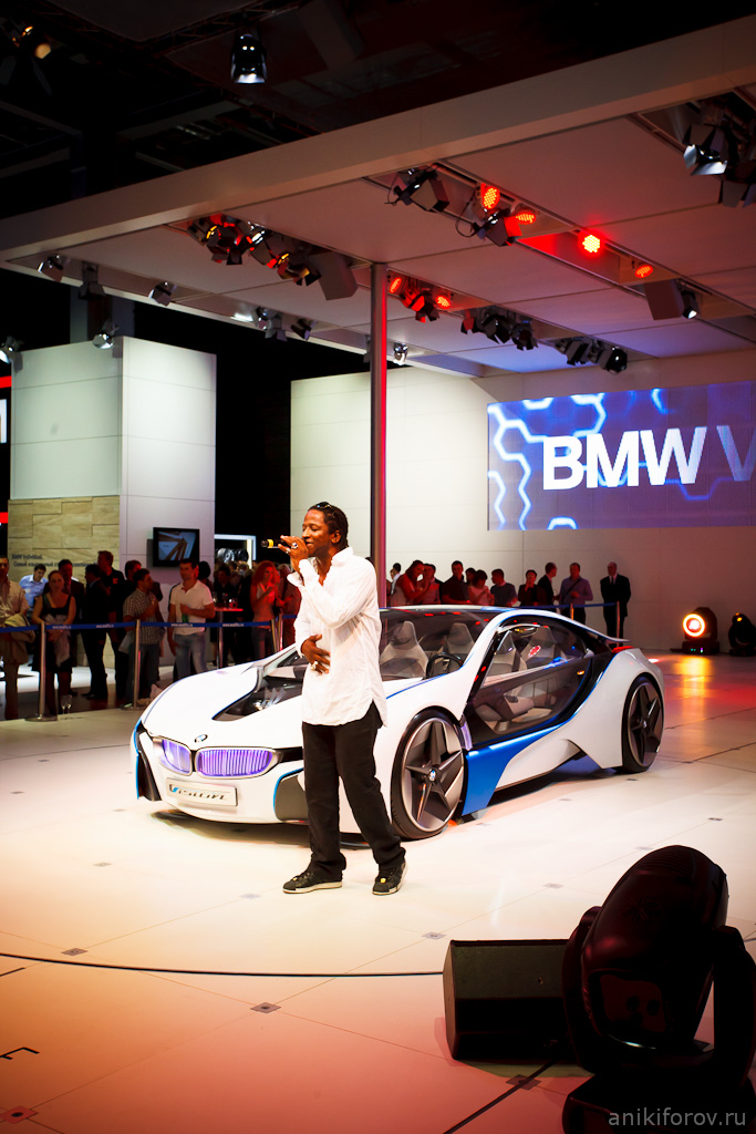 Выступление R.I.O. на стенде BMW