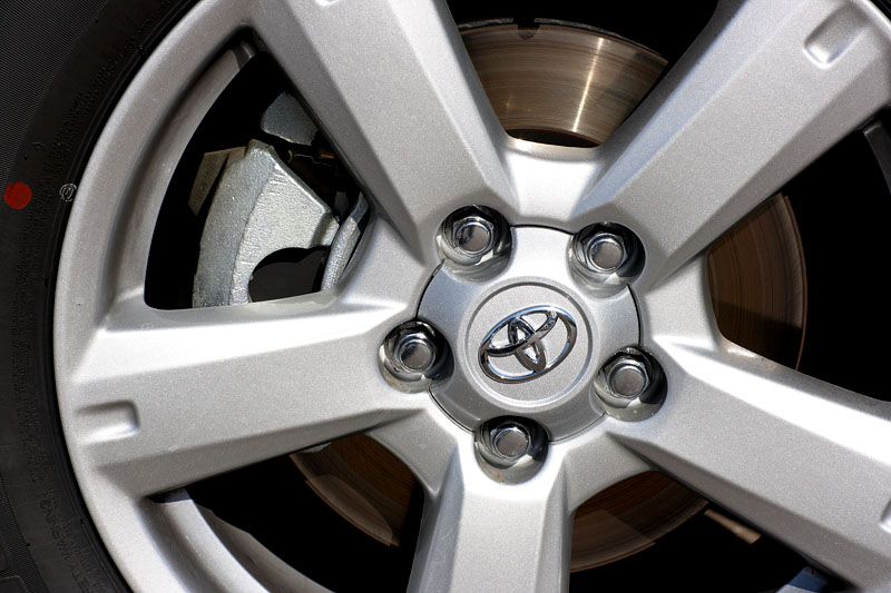 Оригинальный колесный диск Toyota