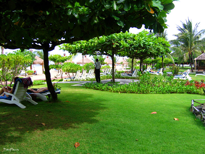 Пляж отеля Бали - Grand Mirage Resort 5*