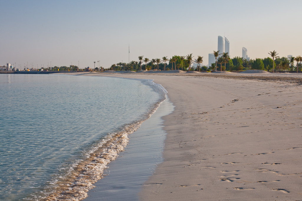 Пляжи Абу-Даби