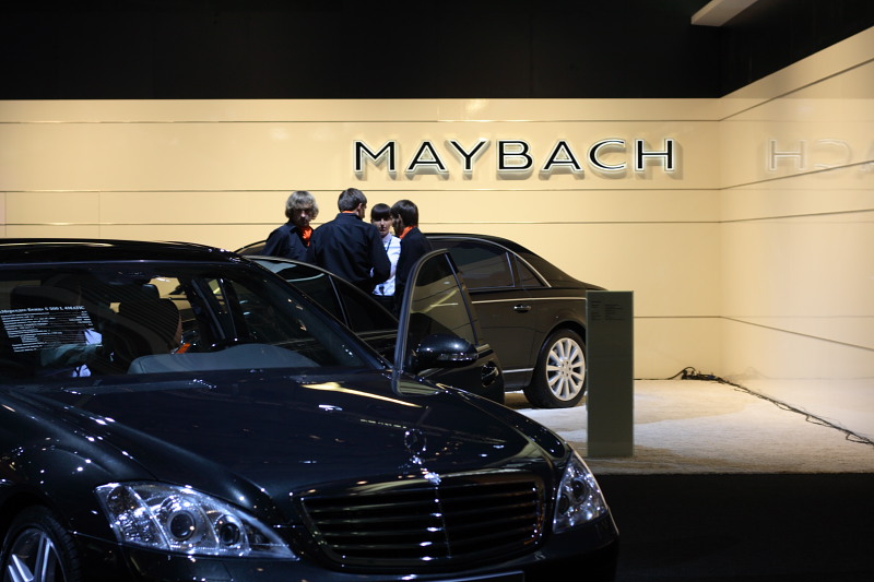 Maybach 625 и Mercedes S600