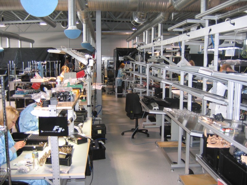 Projectiondesign завод в Норвегии