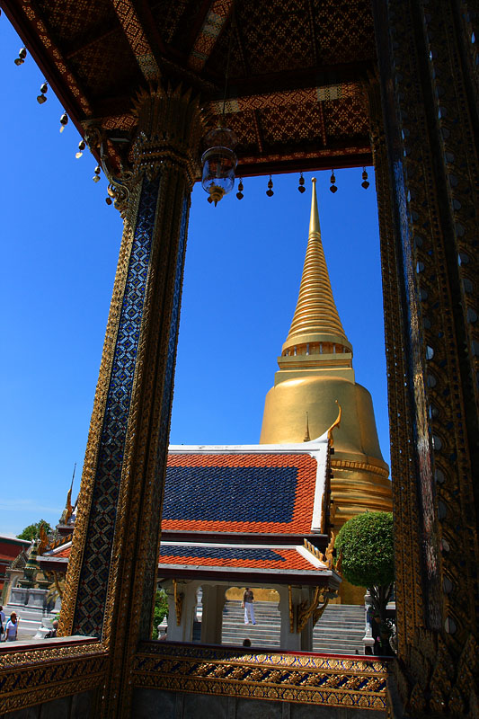 Золотая Пагода