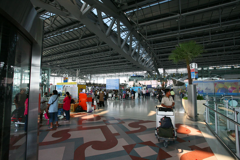 Международный аэропорт в Бангкоке Suvarnabhumi
