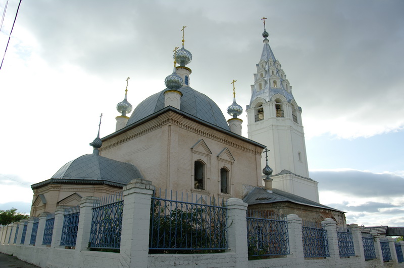 храмы Васильевского монастыря