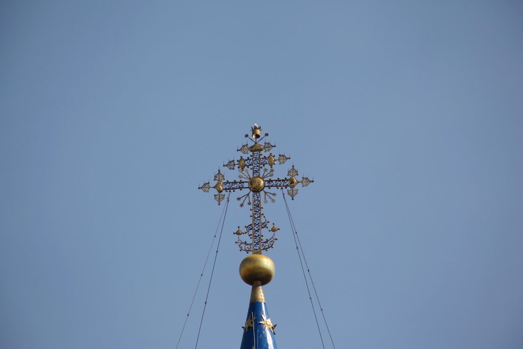крест с короной