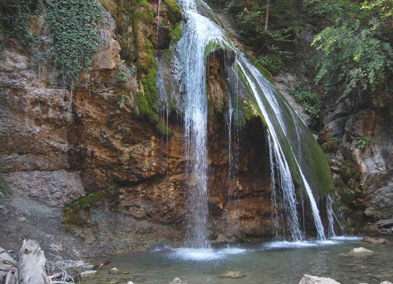 водопад Джур-Джур.