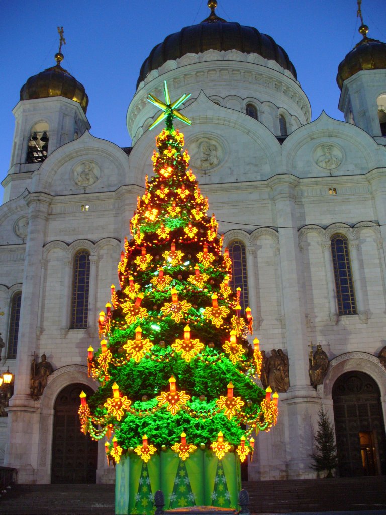Рождественская елка у Храма Христа Спасителя