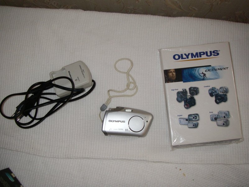 Olympus m-mini фотоаппарат 4мпкс