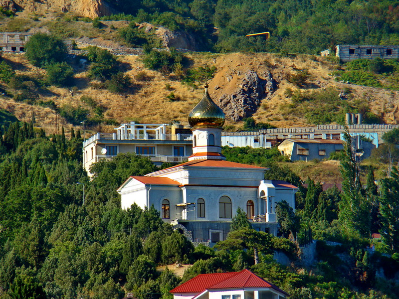 церквушка на побережье в п.Симеизе