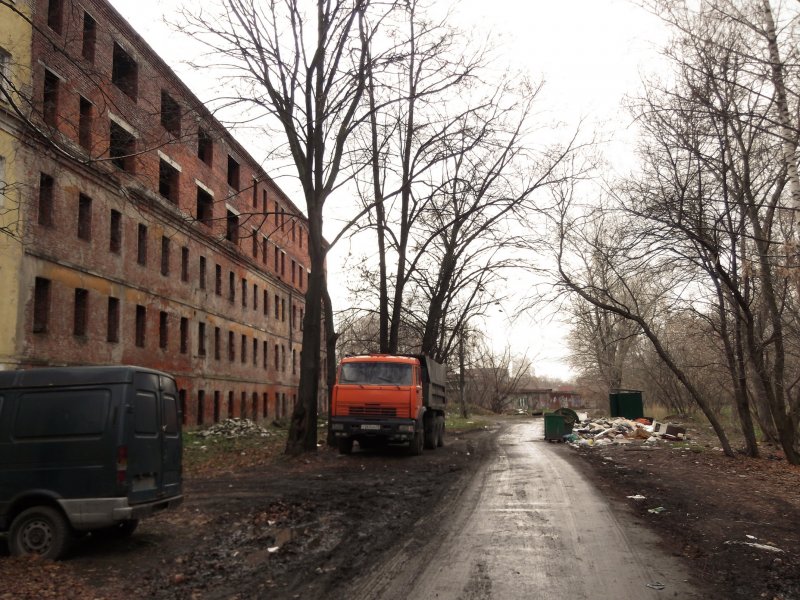 Рабочие трущобы в быв. усадьбе Михалково, САО, МОсква