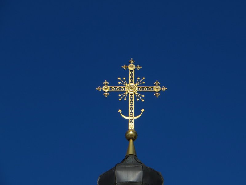 Никонианский (текущий православный) крест