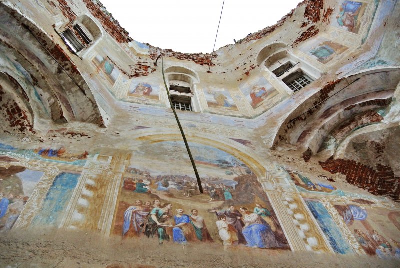 Роспись внутренних стен Христорождественской церкви