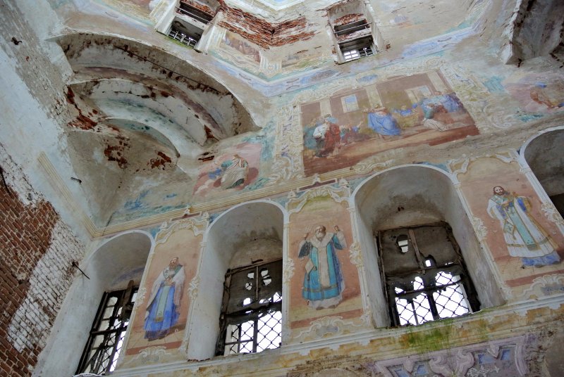 Росписи внутренних стен Христорождественской церкви