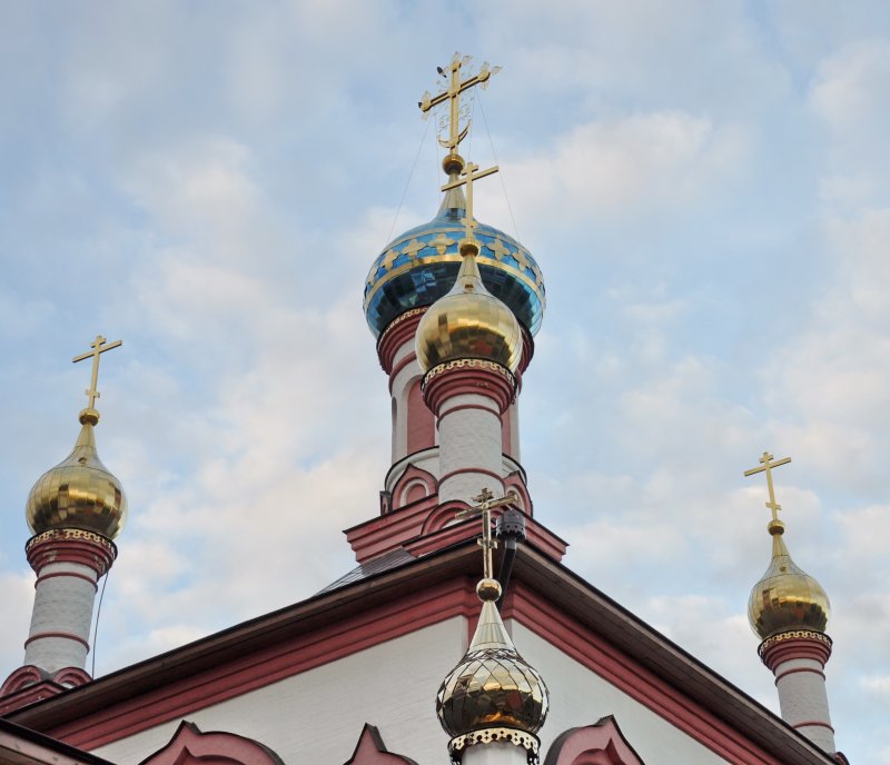 Купола Знаменской церкви