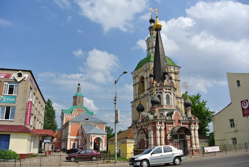 Нижне-Никольская церковь, ее колокольня  и часовня Николая Чудотворца