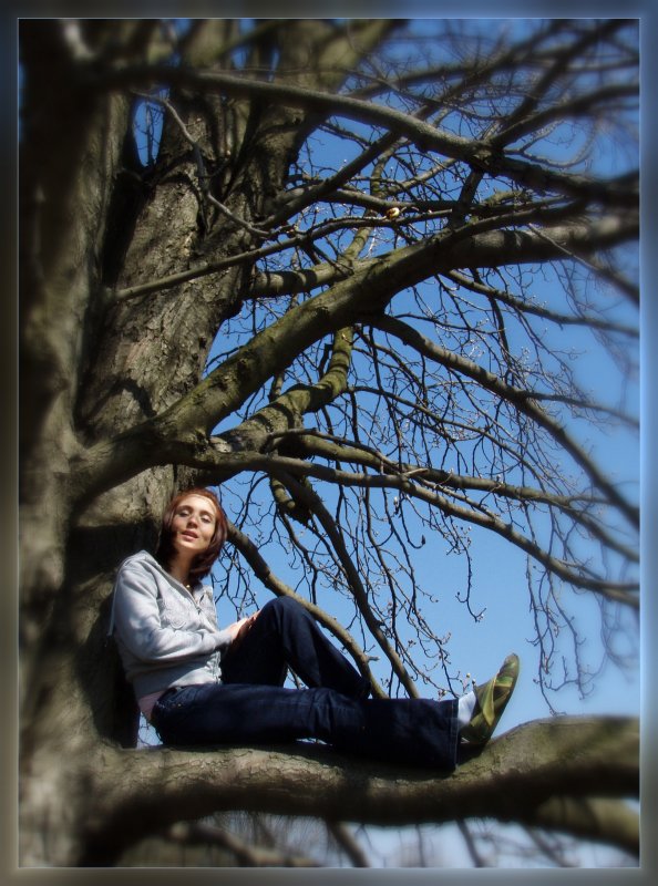 Девушка, живущая на дереве:)
