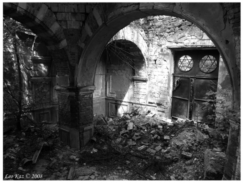 destroyed synagog №8395