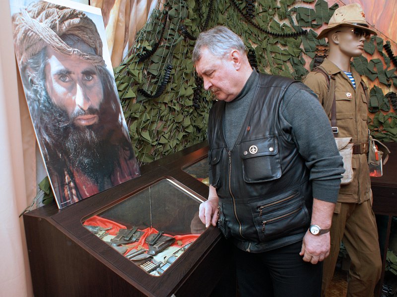 Вспоминая Афган (в Николаевском музее воинов-интернационалистов, февраль, 2009 год)