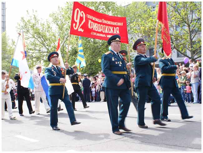 Колонна Союза советских офицеров