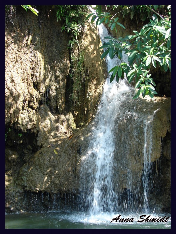 Водопад (Квай)