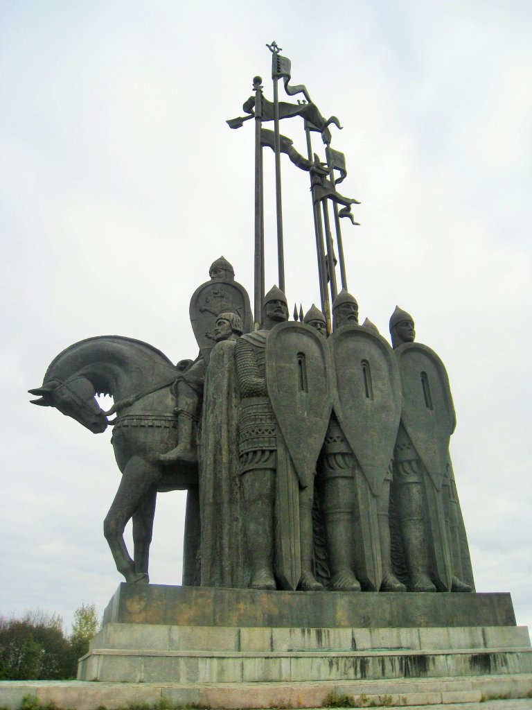 памятник дружинам Александра Невского