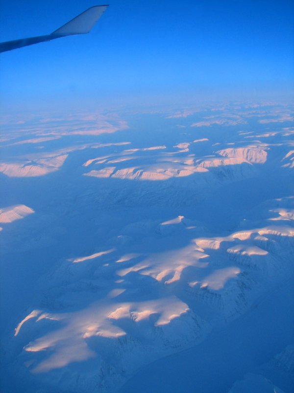 Гренландия с высоты 12 000 метров.